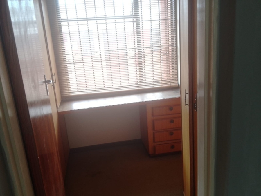 1 Bedroom Property for Sale in Brandwag Free State